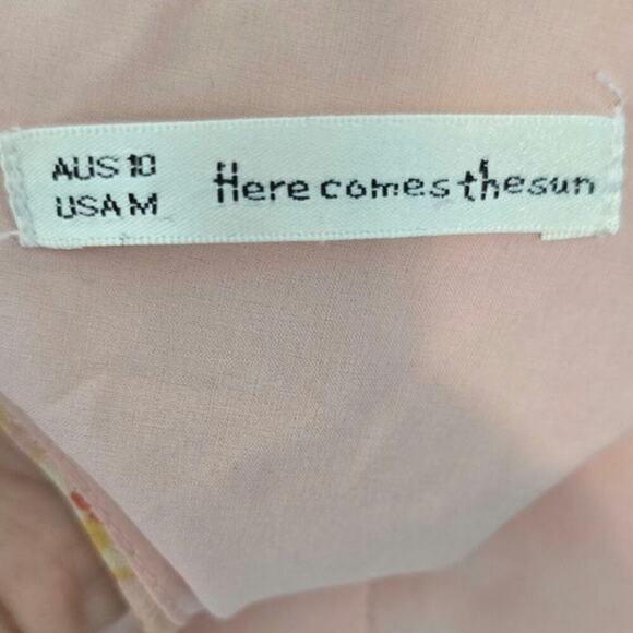 Here comes the Sun lightweight floral flutter sleeve summer dress Sz M (0990) - Picture 4 of 5